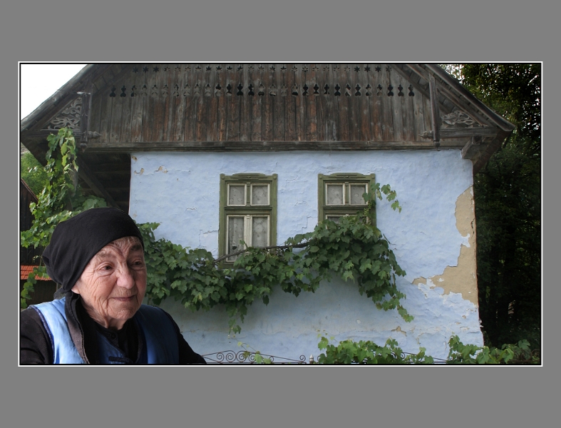 Jeno Kucsera - Casa veche.jpg